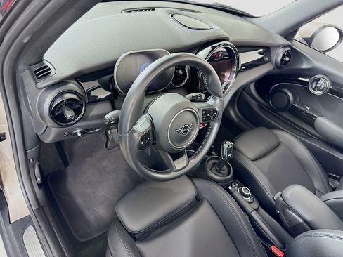 Used 2024 MINI Cooper S FWD image 9
