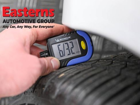 Used 2023 Acura TLX image 27