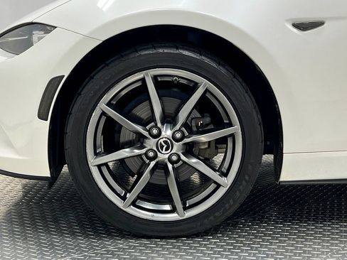 Used 2020 MAZDA MX-5 Miata RF Grand Touring RWD image 33