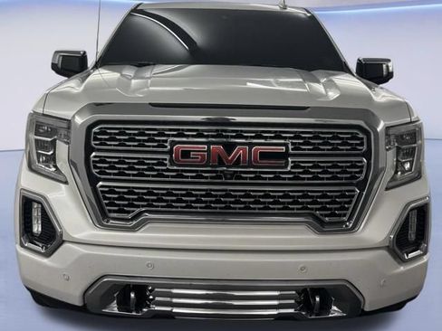 Used 2019 GMC Sierra 1500 Denali w/ Denali Ultimate Package AWD/4WD image 2
