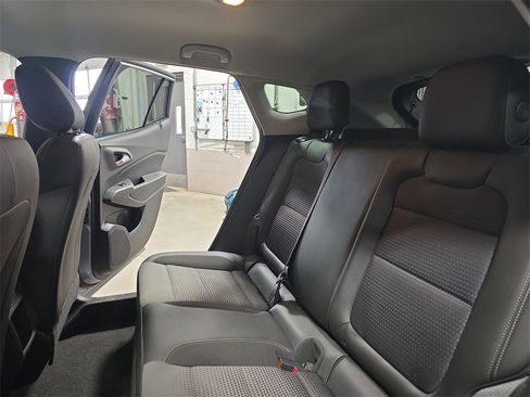 Used 2024 Chevrolet Trax LT w/ Driver Confidence Package image 13