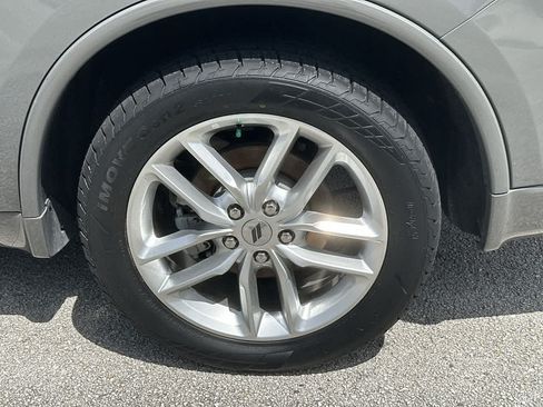Used 2024 Dodge Durango GT RWD image 20