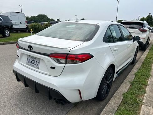 Used 2024 Toyota Corolla SE FWD image 4