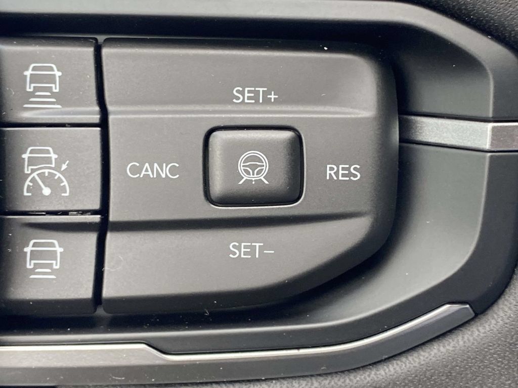 New 2026 Jeep Cherokee Limited AWD/4WD image 52