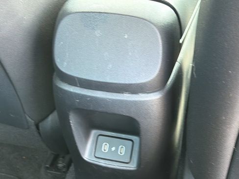 Certified 2024 Hyundai Elantra SEL FWD image 42