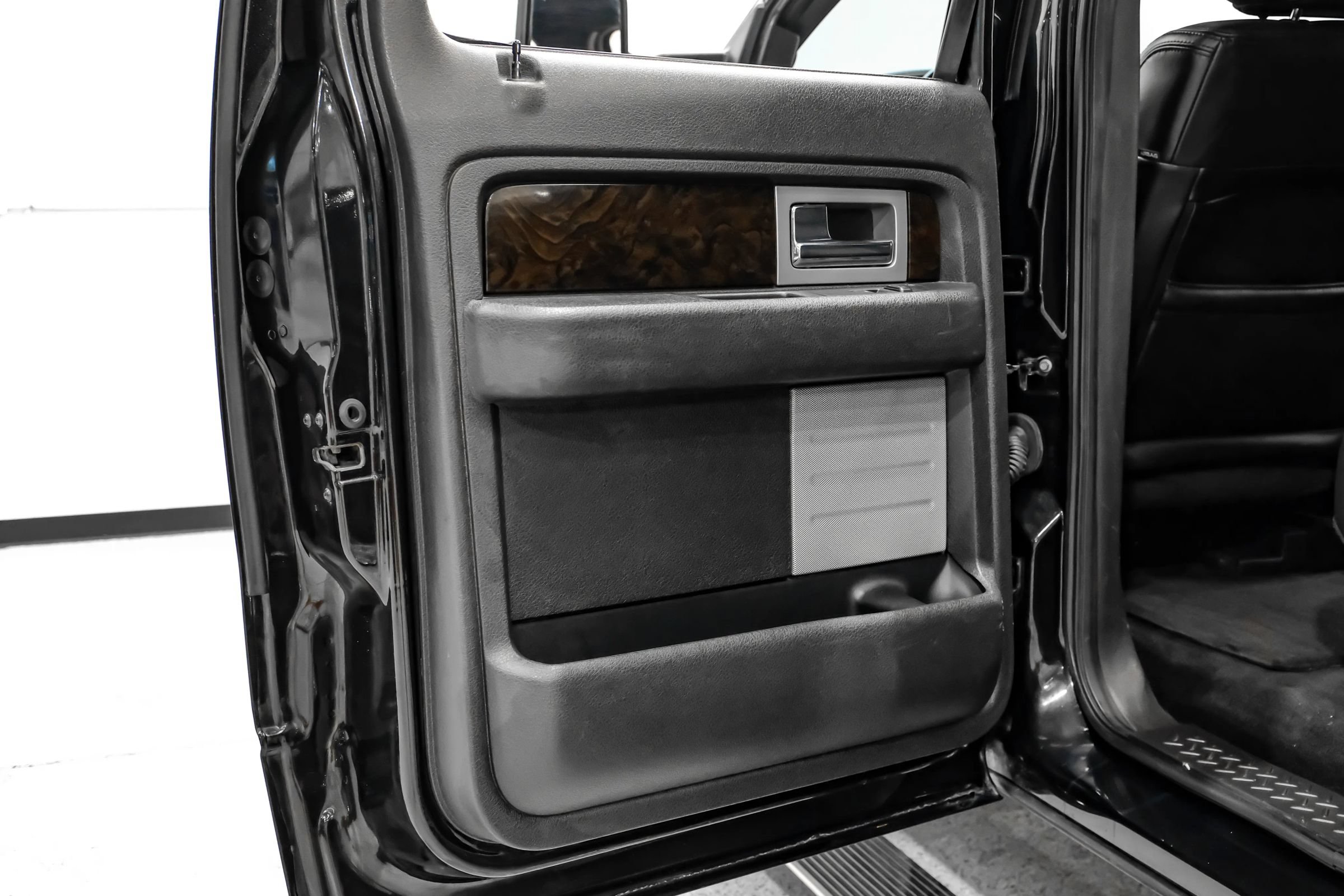 Used 2014 Ford F150 Platinum AWD/4WD image 42