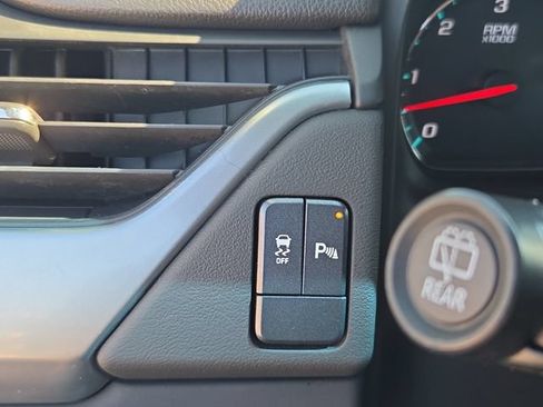 Used 2017 Chevrolet Tahoe LS AWD/4WD image 28