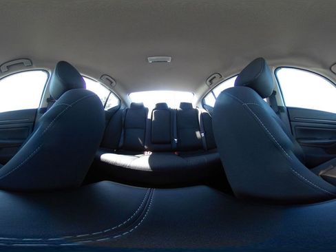 Used 2025 Nissan Altima 2.5 SV image 42