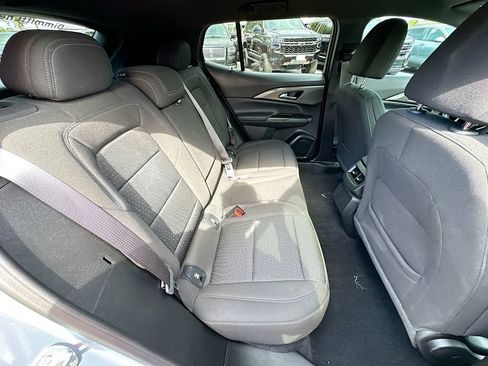 Certified 2025 Chevrolet Equinox EV LT FWD image 24