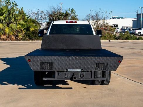 Used 2022 Chevrolet Silverado 3500 W/T w/ WT Convenience Package image 3