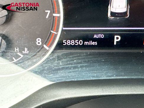 Used 2021 Nissan Rogue S image 15