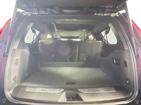 Used 2023 Cadillac Escalade ESV Premium Luxury AWD/4WD image 34