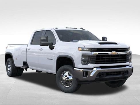 New 2026 Chevrolet Silverado 3500 LT w/ All Star Edition AWD/4WD image 7
