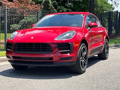 Used 2020 Porsche Macan w/ Premium Package Plus AWD/4WD image 2