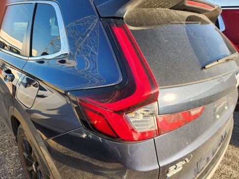 Used 2023 Honda CR-V Sport image 7