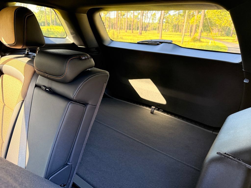 New 2027 Chevrolet Equinox ACTIV w/ Safety and Technology Package FWD image 30