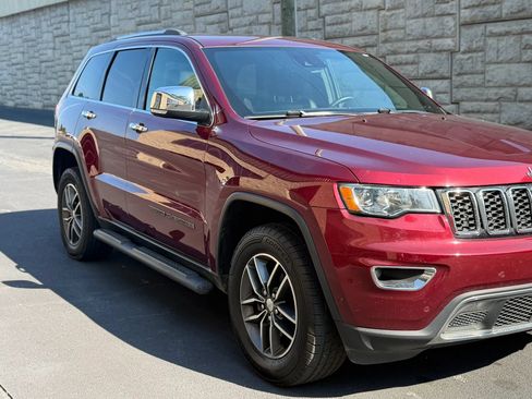 Used 2018 Jeep Grand Cherokee Limited RWD image 43