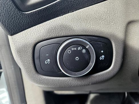 Used 2022 Ford Transit Connect XL image 14