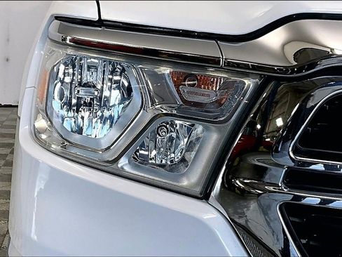 Used 2021 RAM 1500 Lone Star image 27