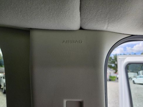 Used 2019 Ford Transit 150 XLT RWD image 52