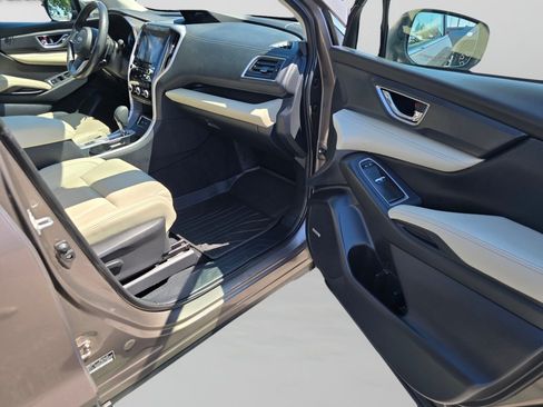 Used 2021 Subaru Ascent Limited w/ Technology Package AWD/4WD image 29