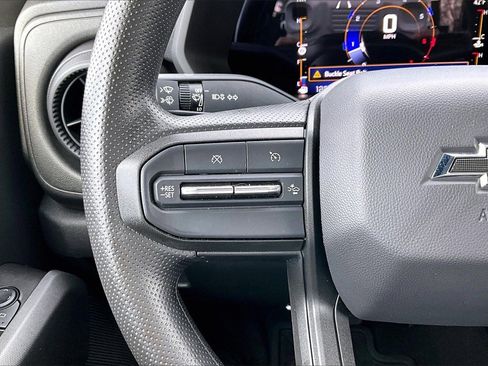 Used 2023 Chevrolet Colorado Trail Boss w/ Technology Package image 27