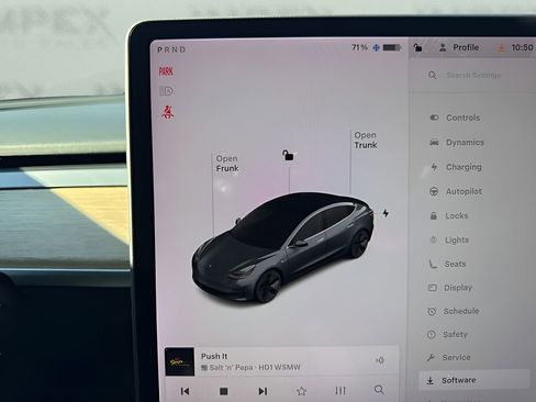 Used 2020 Tesla Model 3 Performance image 25