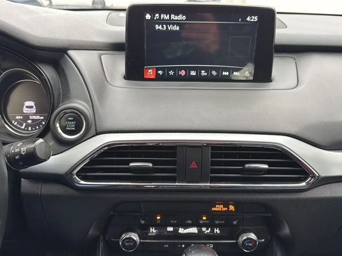 Used 2019 MAZDA CX-9 Touring image 18