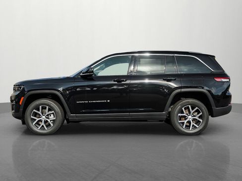 New 2025 Jeep Grand Cherokee Limited image 3