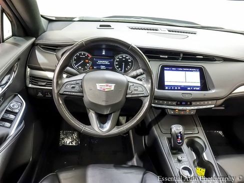 Used 2019 Cadillac XT4 Premium Luxury w/ Cold Weather Package FWD image 13