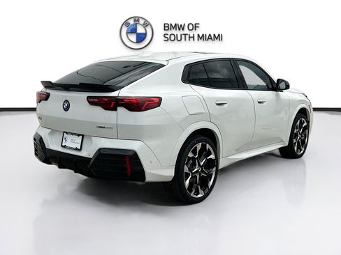 New 2026 BMW X2 xDrive28i w/ Technology Package AWD/4WD image 6