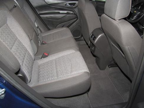 Used 2022 Chevrolet Equinox LT image 11