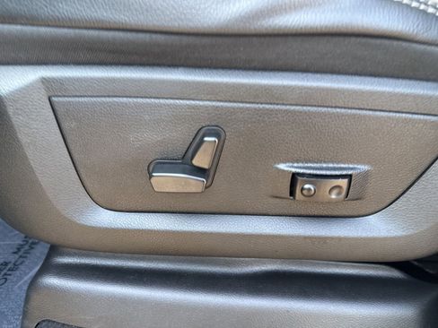 Used 2024 RAM 2500 Laramie w/ Night Edition image 13