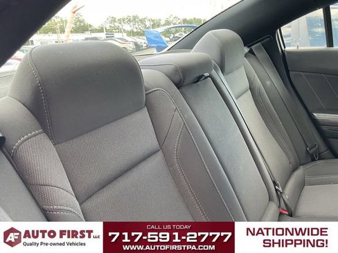 Used 2019 Dodge Charger SXT w/ Blacktop Package AWD/4WD image 16