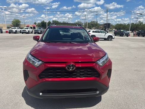 Certified 2025 Toyota RAV4 XLE w/ Convenience Package AWD/4WD image 8