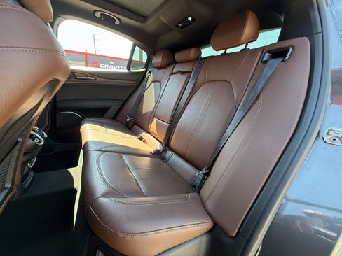 Used 2022 Alfa Romeo Stelvio Ti image 13