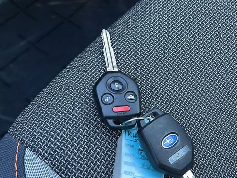 Used 2019 Subaru Crosstrek 2.0i Premium AWD/4WD image 29