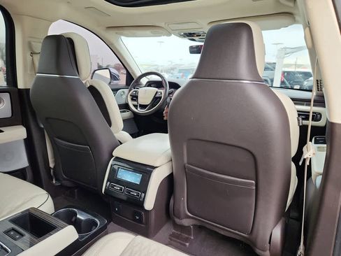 Used 2021 Lincoln Aviator Black Label w/ Dynamic Handling Package image 16