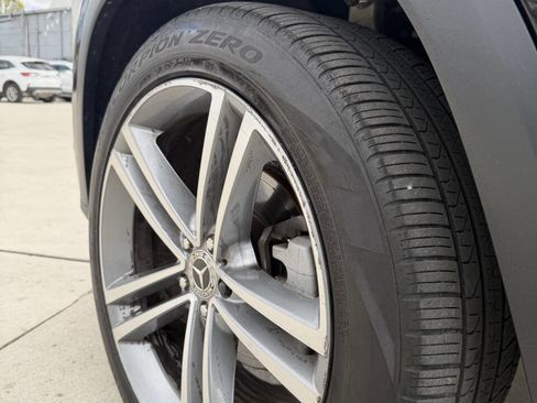 Used 2022 Mercedes-Benz GLE 350 4MATIC image 9