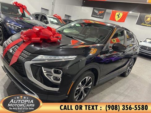 Used 2022 Mitsubishi Eclipse Cross SE image 2