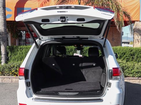 Used 2020 Jeep Grand Cherokee Limited image 8