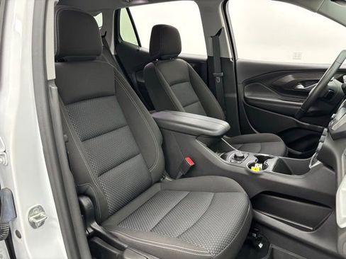 Used 2024 GMC Terrain SLE w/ Driver Convenience Package image 33