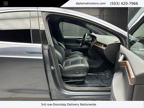 Used 2019 Tesla Model X Long Range image 19