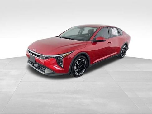 Certified 2025 Kia K4 GT-Line Turbo FWD image 5