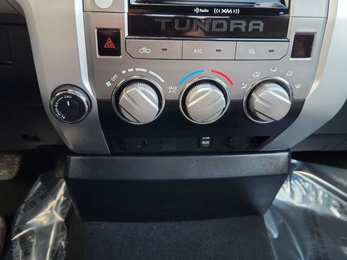 Used 2014 Toyota Tundra SR5 image 40