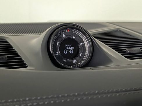 New 2026 Porsche Cayenne AWD/4WD image 31