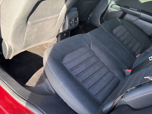Used 2018 Ford Fusion SE w/ Fusion SE Technology Package FWD image 46