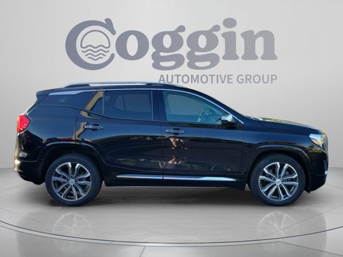 Used 2019 GMC Terrain Denali w/ Advanced Safety Package FWD image 6