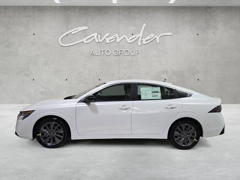 New 2026 Nissan Sentra SL image 13