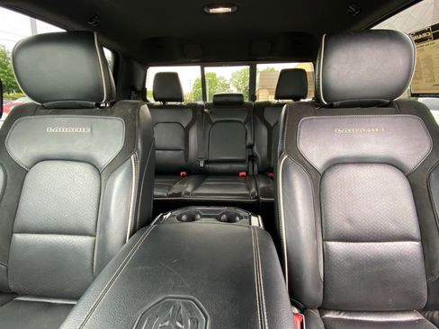 Used 2021 RAM 1500 Laramie w/ Night Edition AWD/4WD image 29